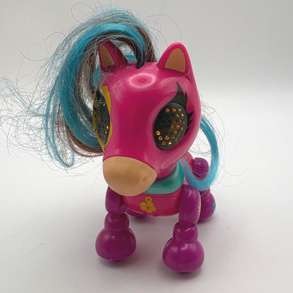 Spin Master Zoomer Zupps Pretty Ponies Nova Pink Toy Interactive Lights Sound